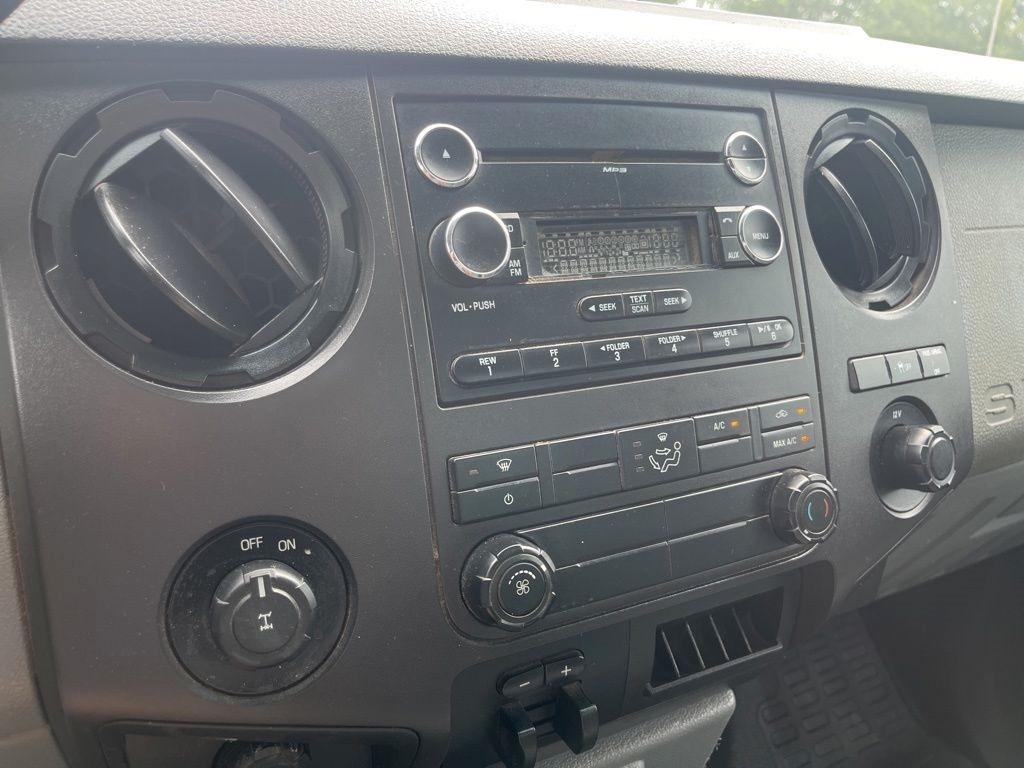 Ford F-250 SD  2011