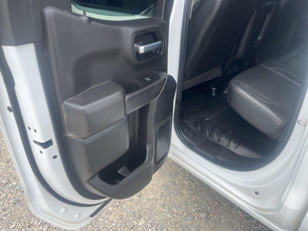 Chevrolet Silverado 1500  2021
