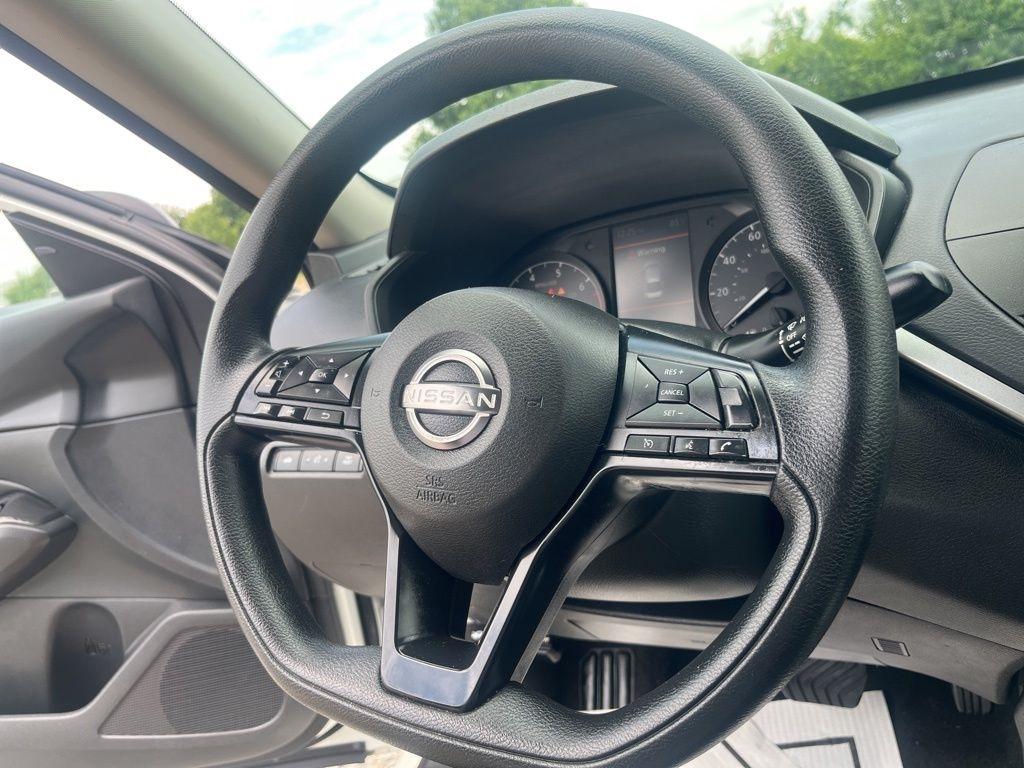 Nissan Altima  2024