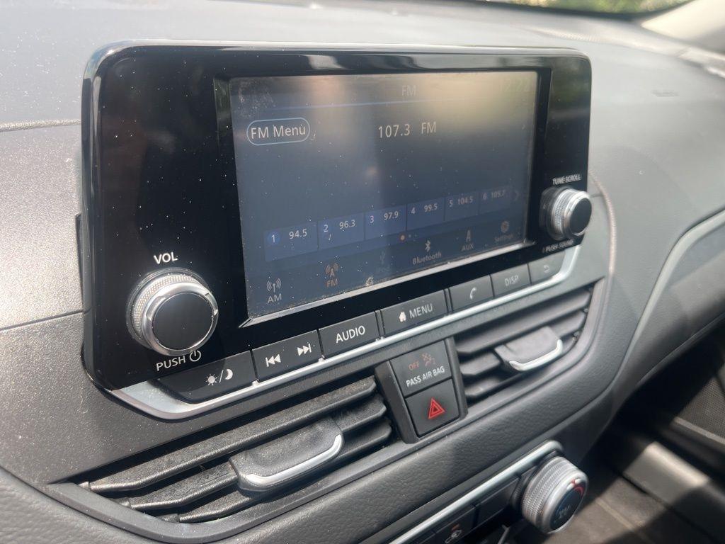 Nissan Altima  2024