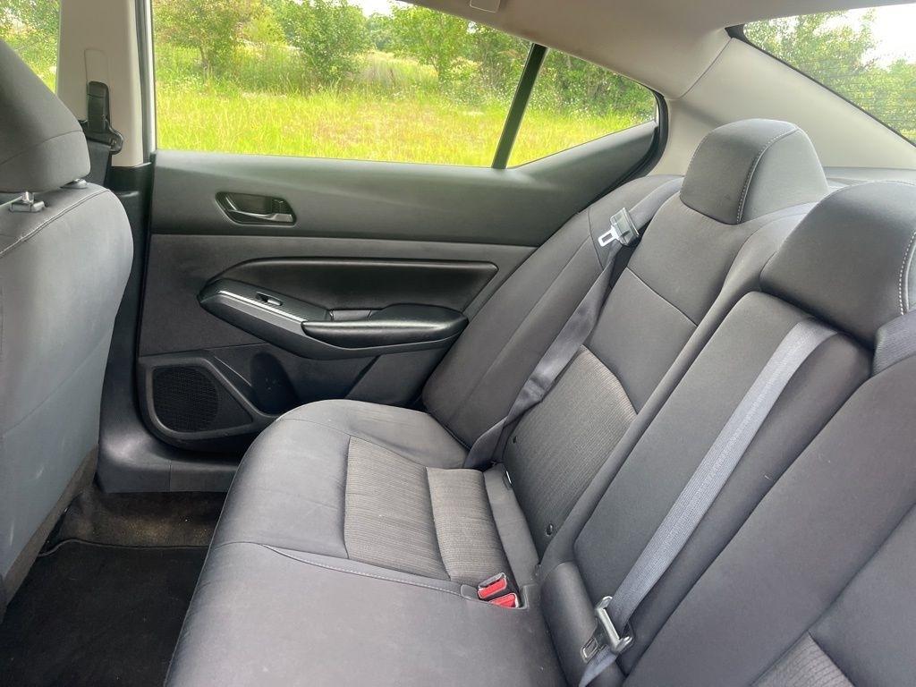 Nissan Altima  2024