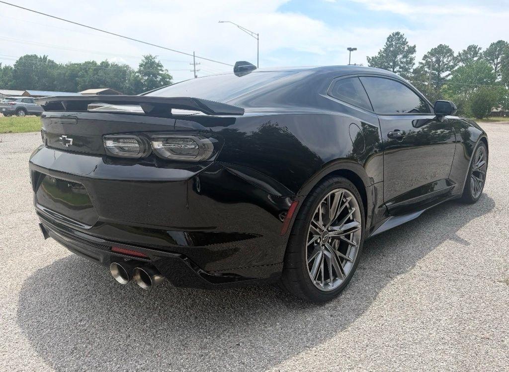 Chevrolet Camaro  2022