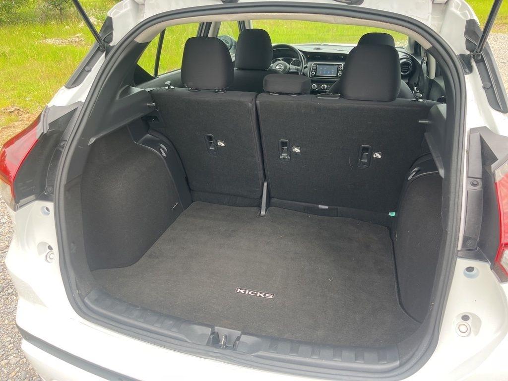 Nissan Kicks  2023