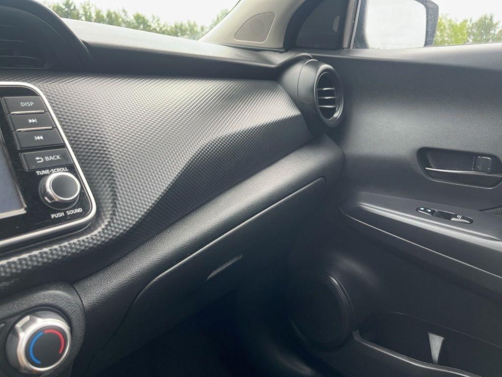 Nissan Kicks  2023