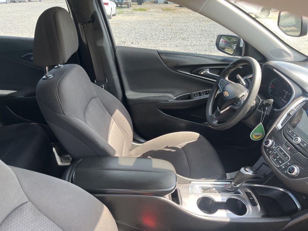 Chevrolet Malibu  2019