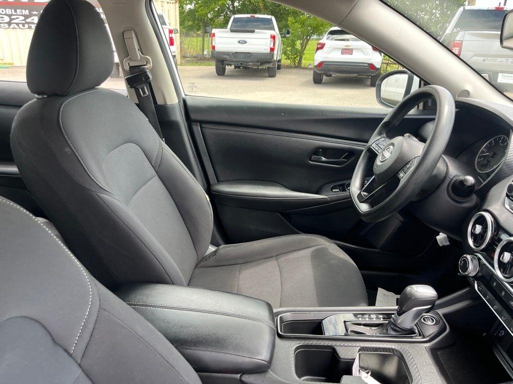 Nissan Sentra  2024