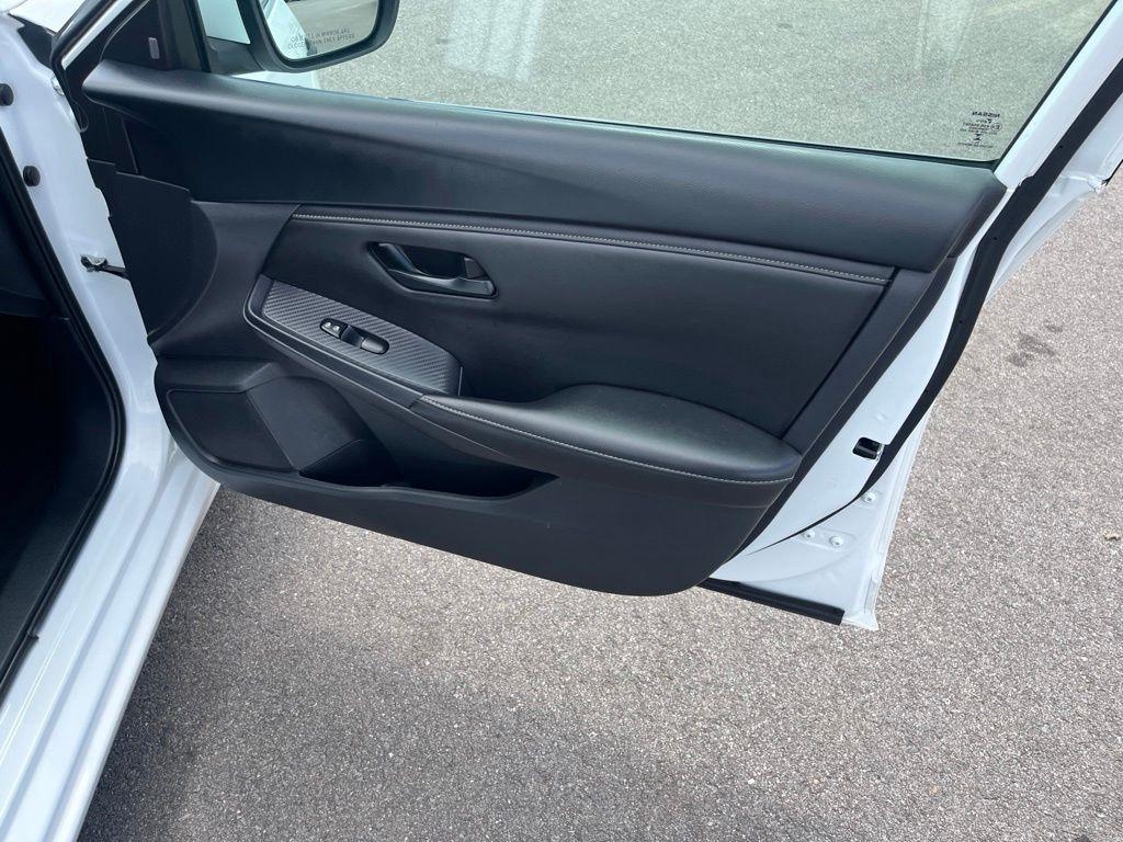 Nissan Sentra  2024