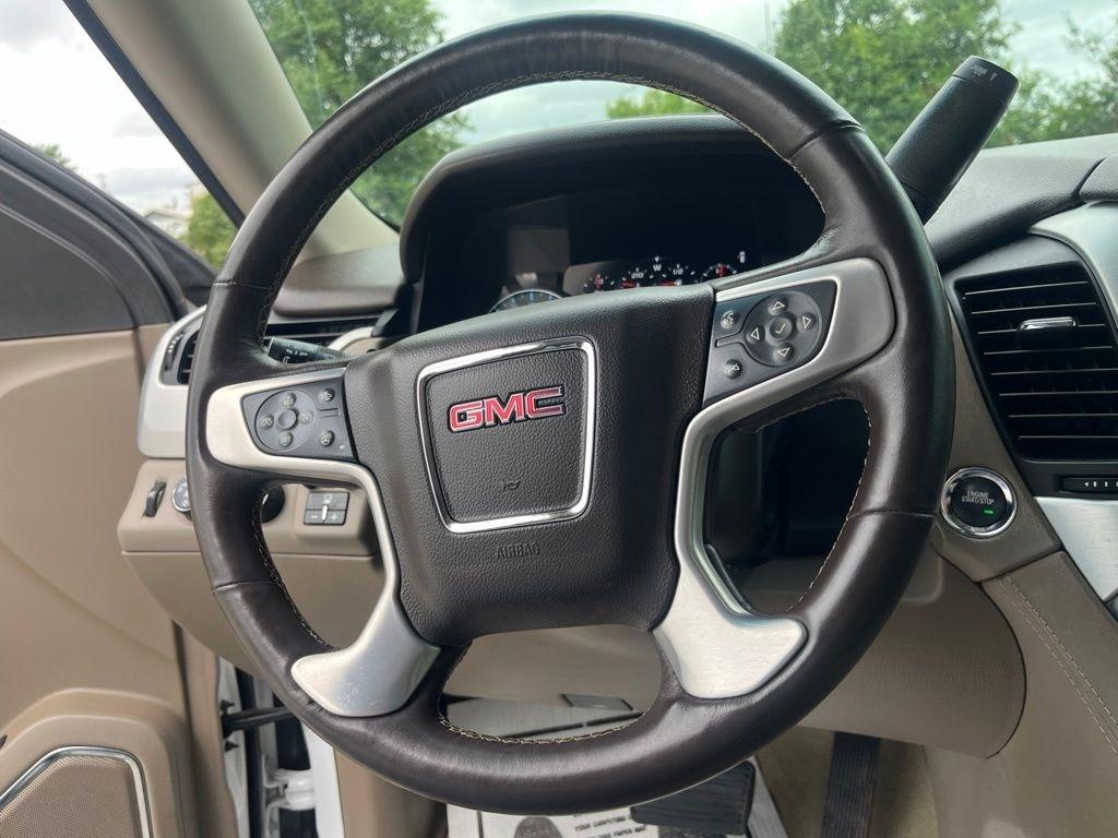 GMC Yukon  2017