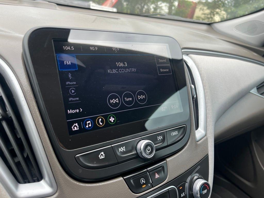 Chevrolet Malibu  2022