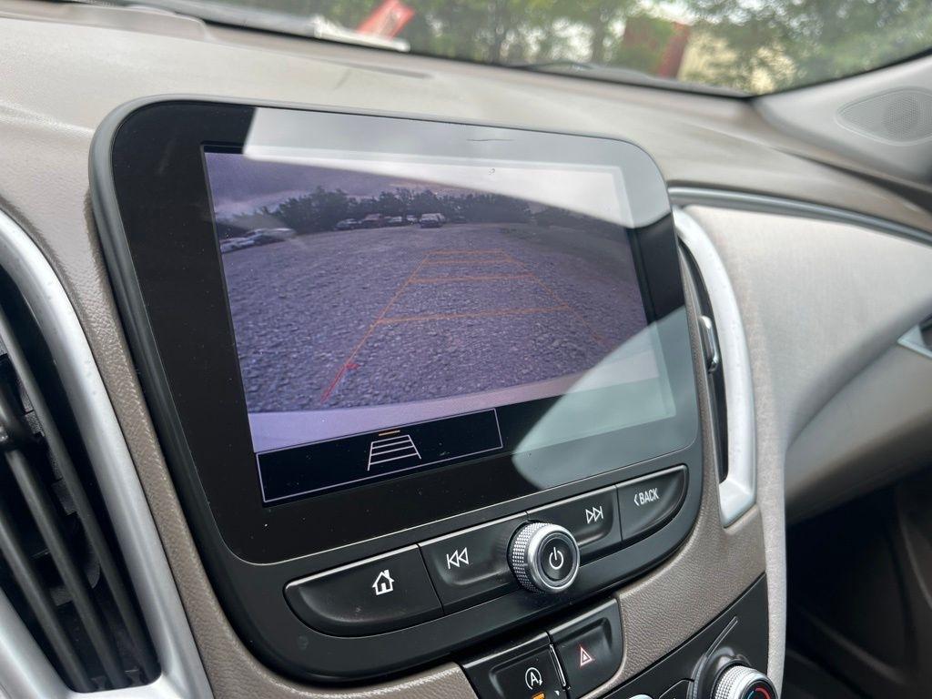 Chevrolet Malibu  2022