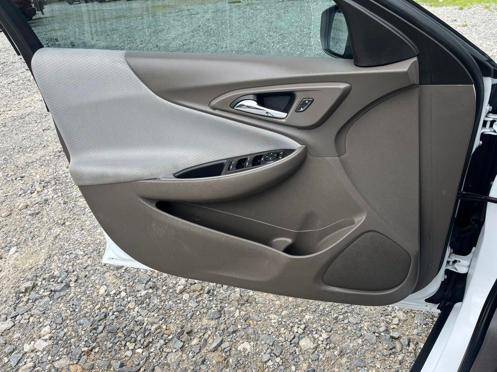 Chevrolet Malibu  2022