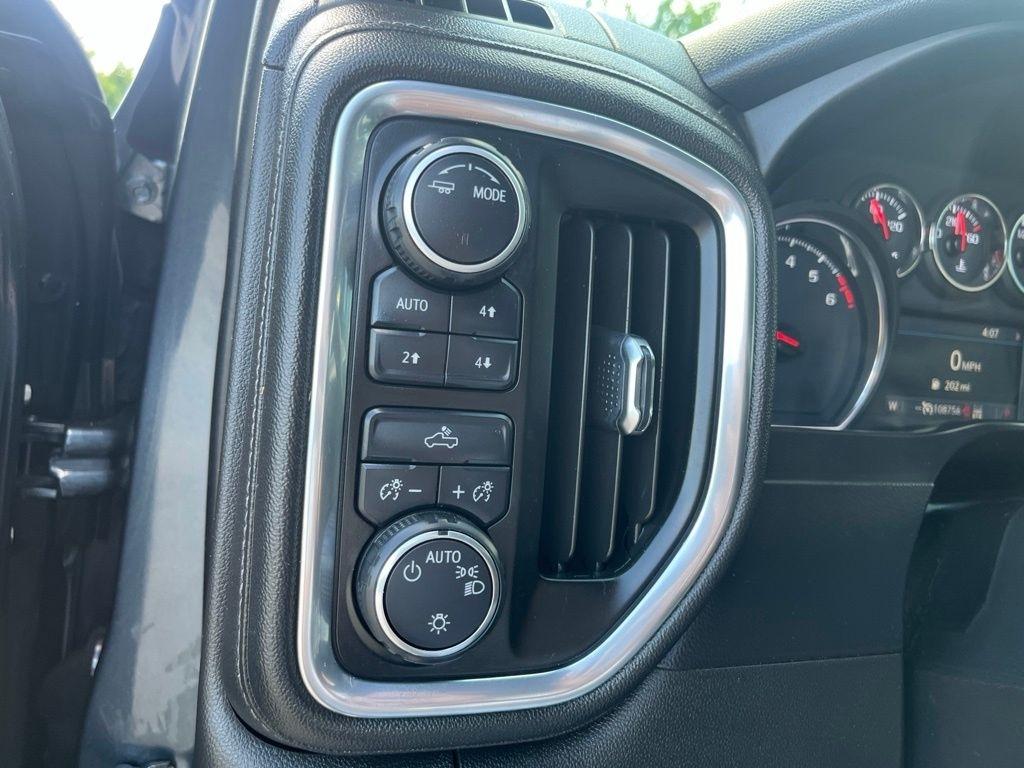 Chevrolet Silverado 1500  2021