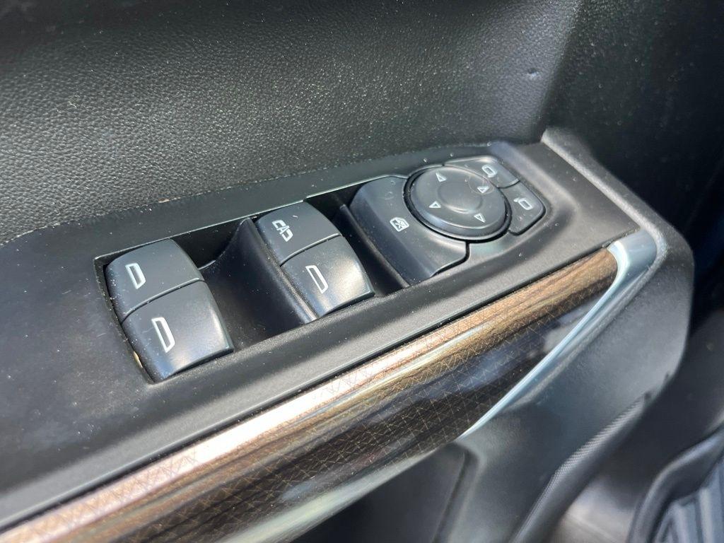 Chevrolet Silverado 1500  2021