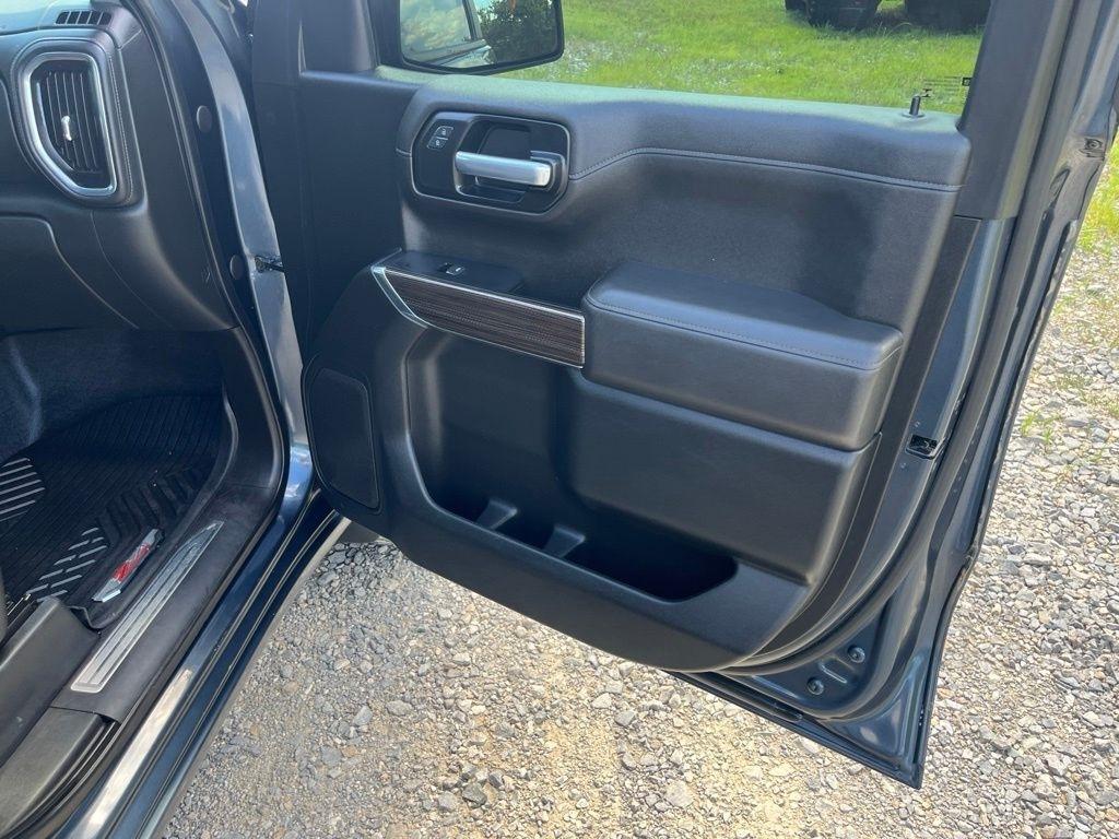 Chevrolet Silverado 1500  2021