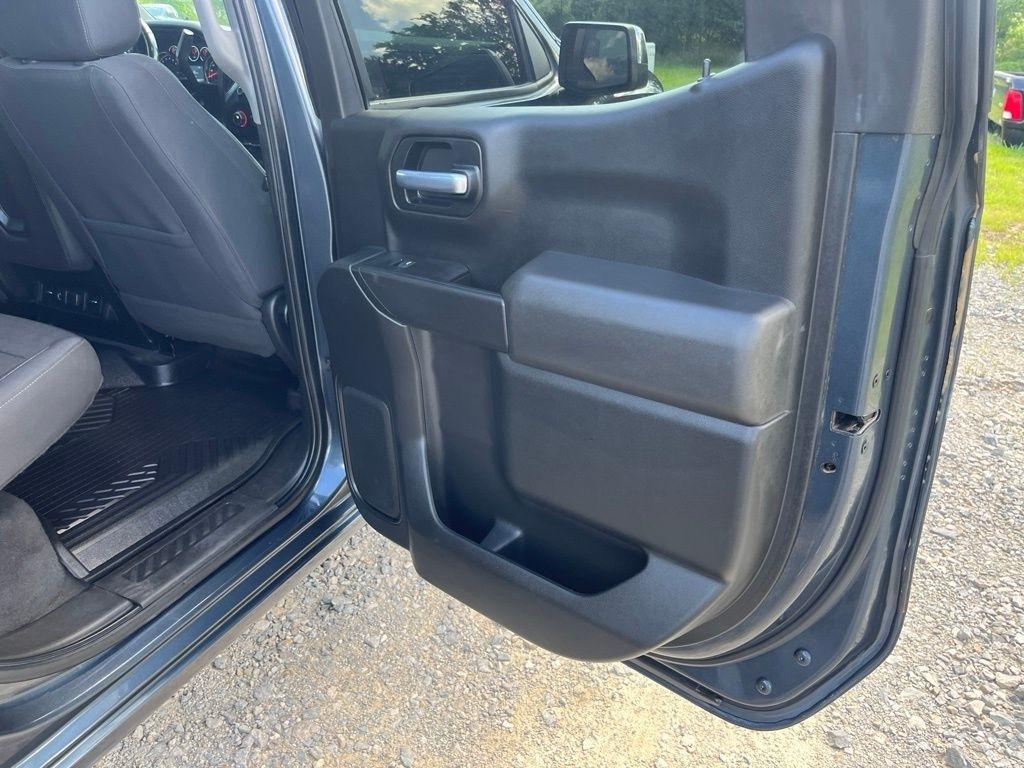Chevrolet Silverado 1500  2021
