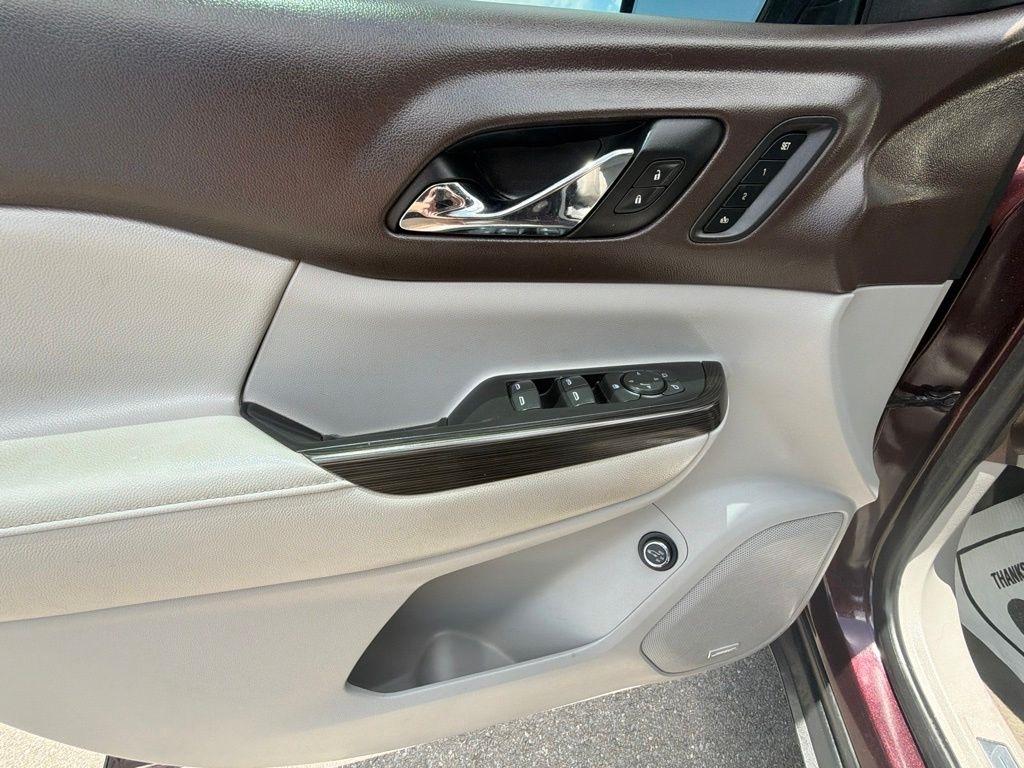 GMC Acadia  2017