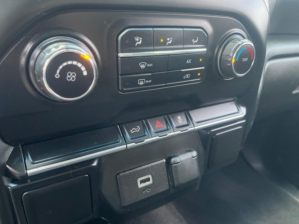 Chevrolet Silverado 1500  2020