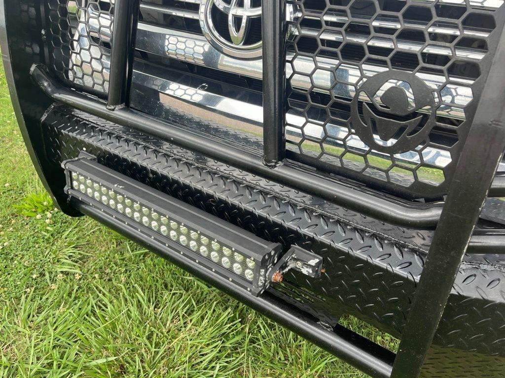 Toyota Tundra  2016