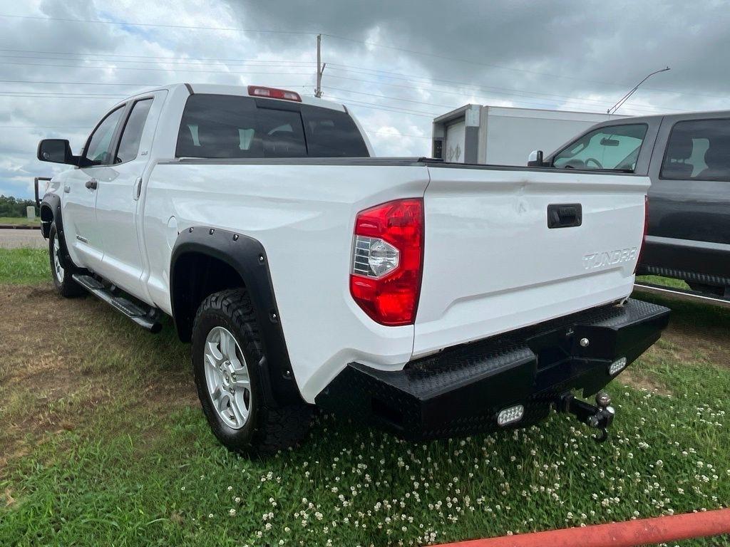 Toyota Tundra  2016