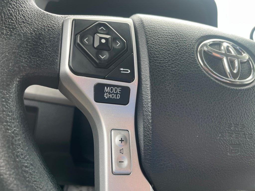 Toyota Tundra  2016