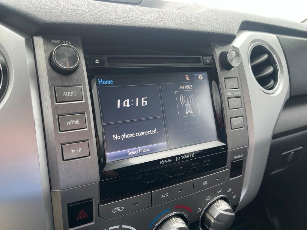 Toyota Tundra  2016