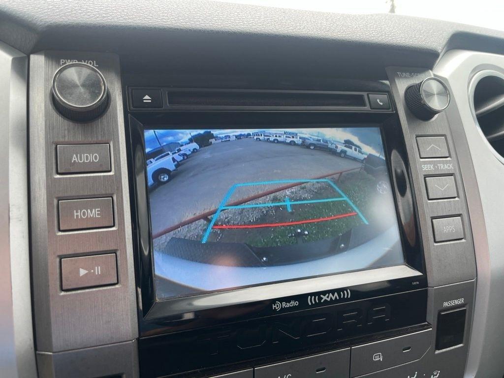Toyota Tundra  2016