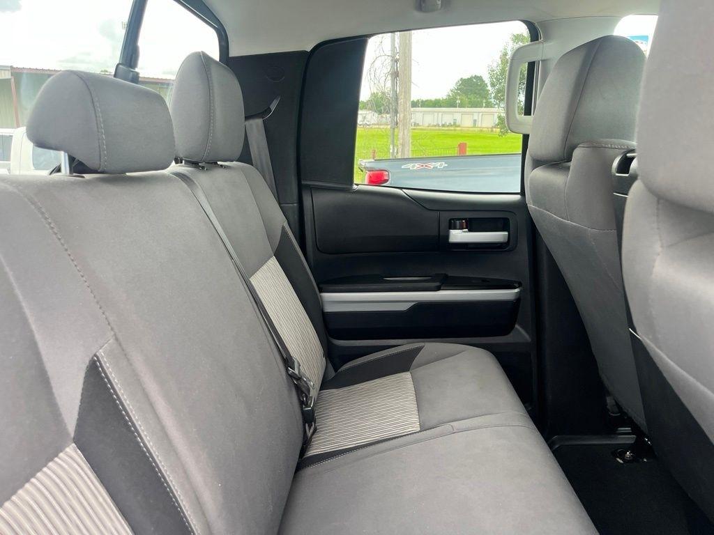 Toyota Tundra  2016