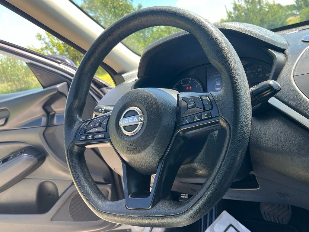 Nissan Altima  2024