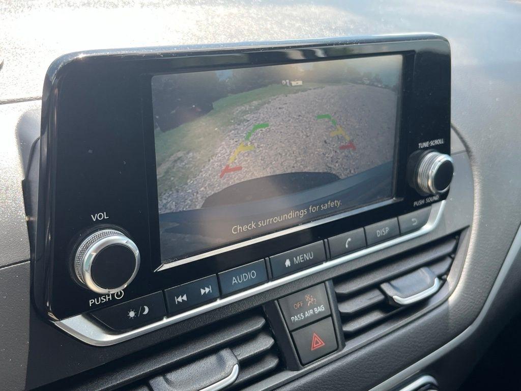 Nissan Altima  2024