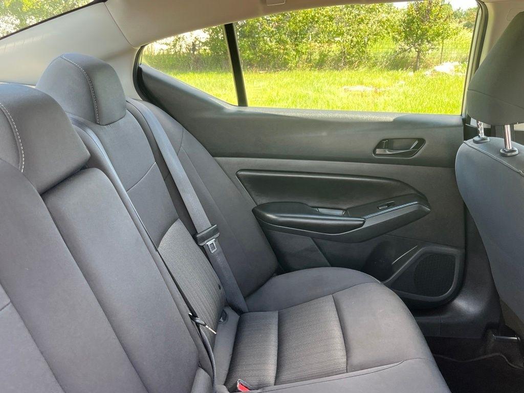 Nissan Altima  2024