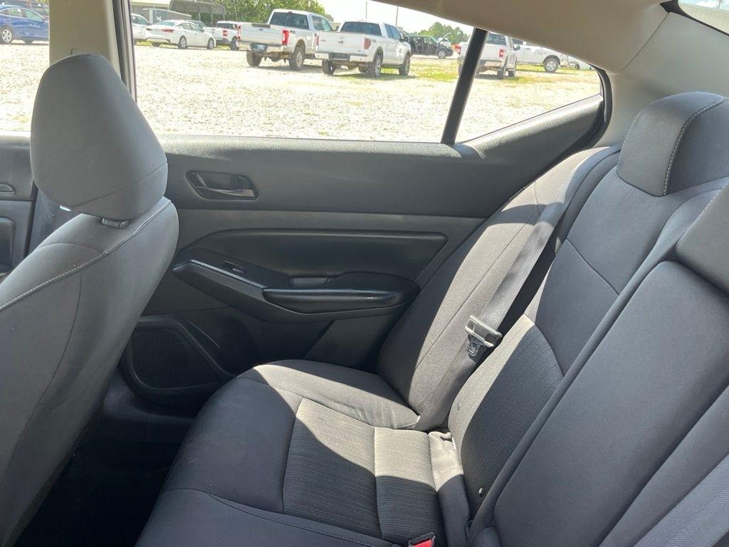 Nissan Altima  2024