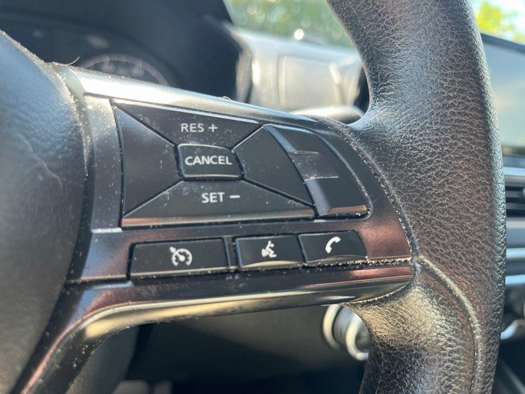 Nissan Altima  2024