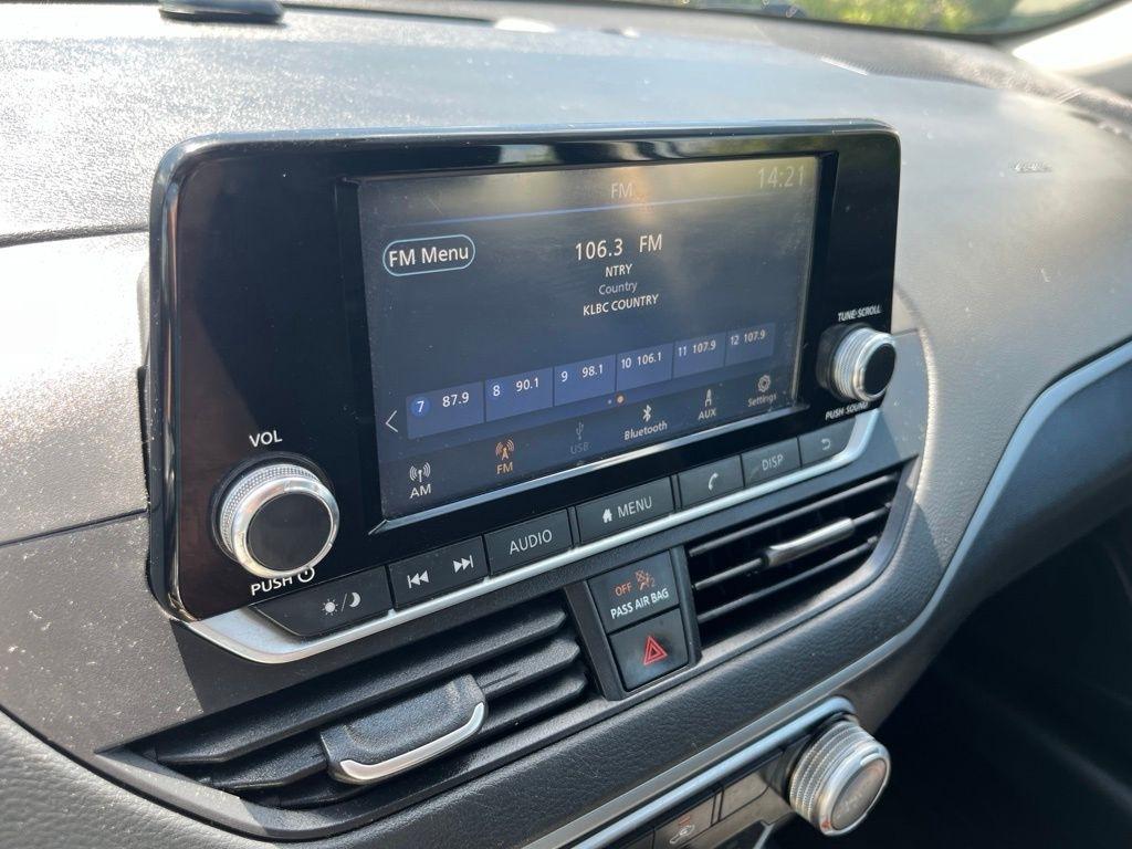 Nissan Altima  2024