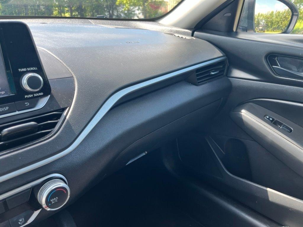 Nissan Altima  2024