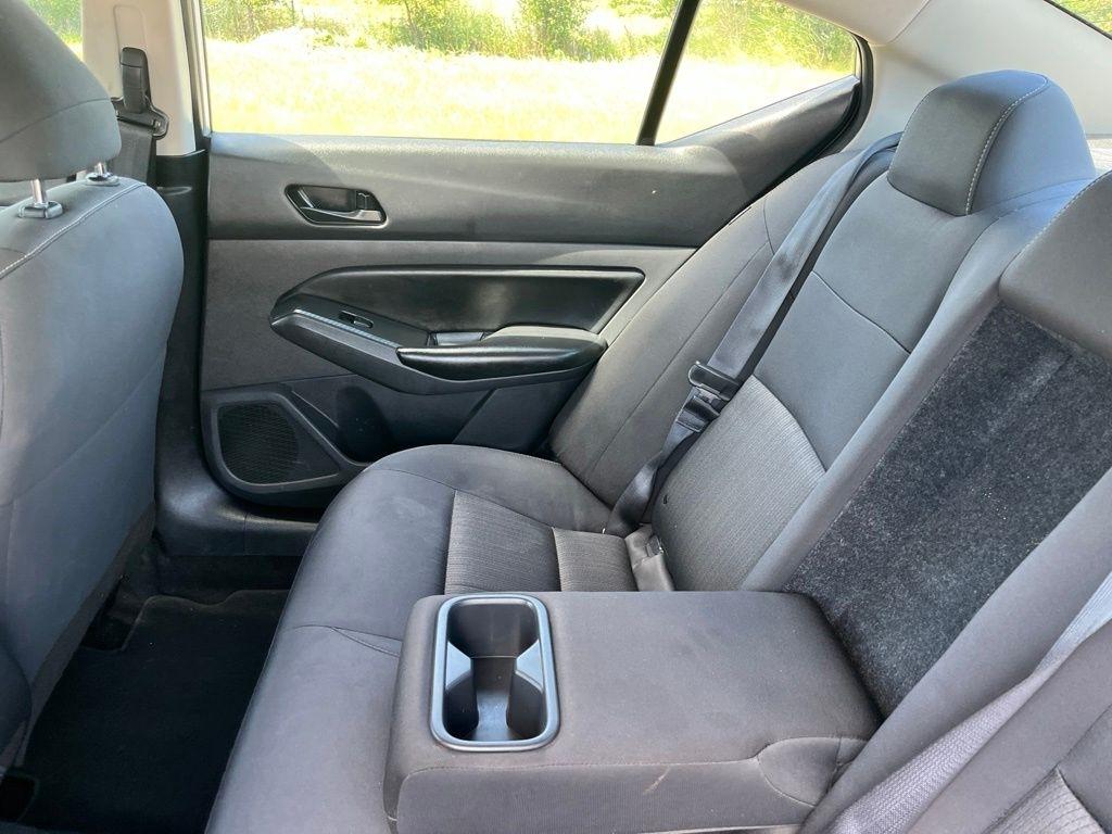 Nissan Altima  2024