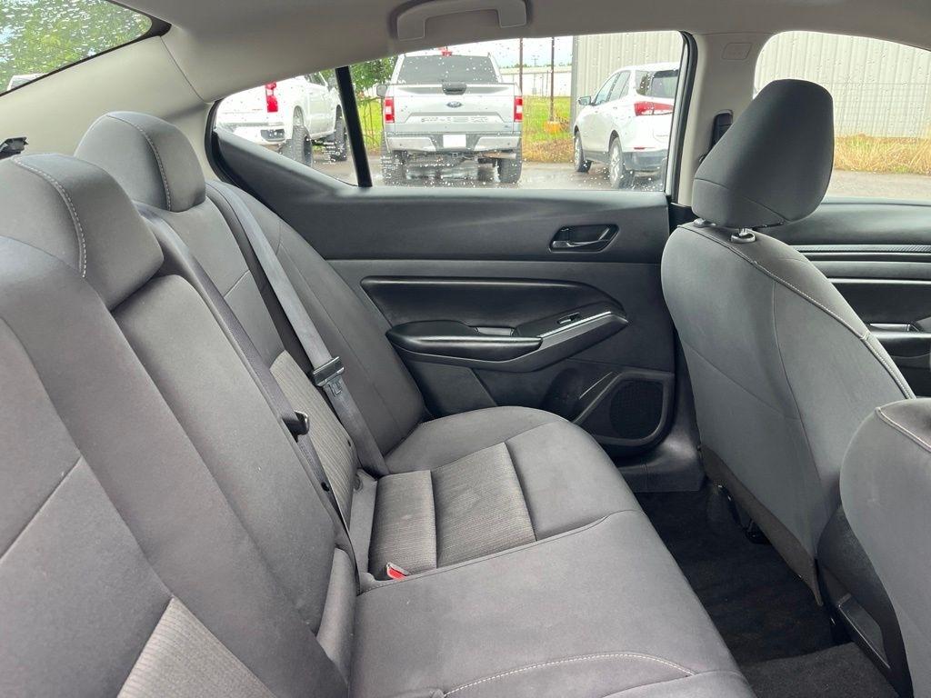 Nissan Altima  2024