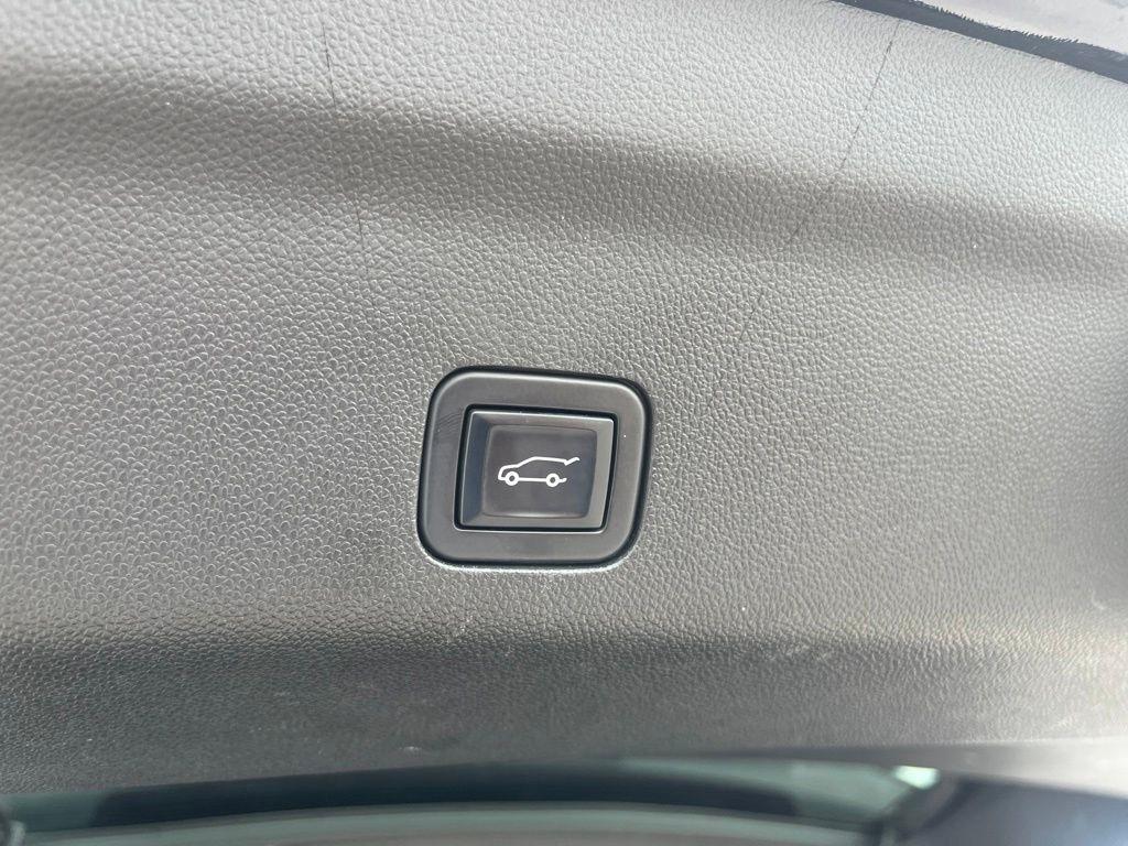 2023 Chevrolet Tahoe RST - Photo 6