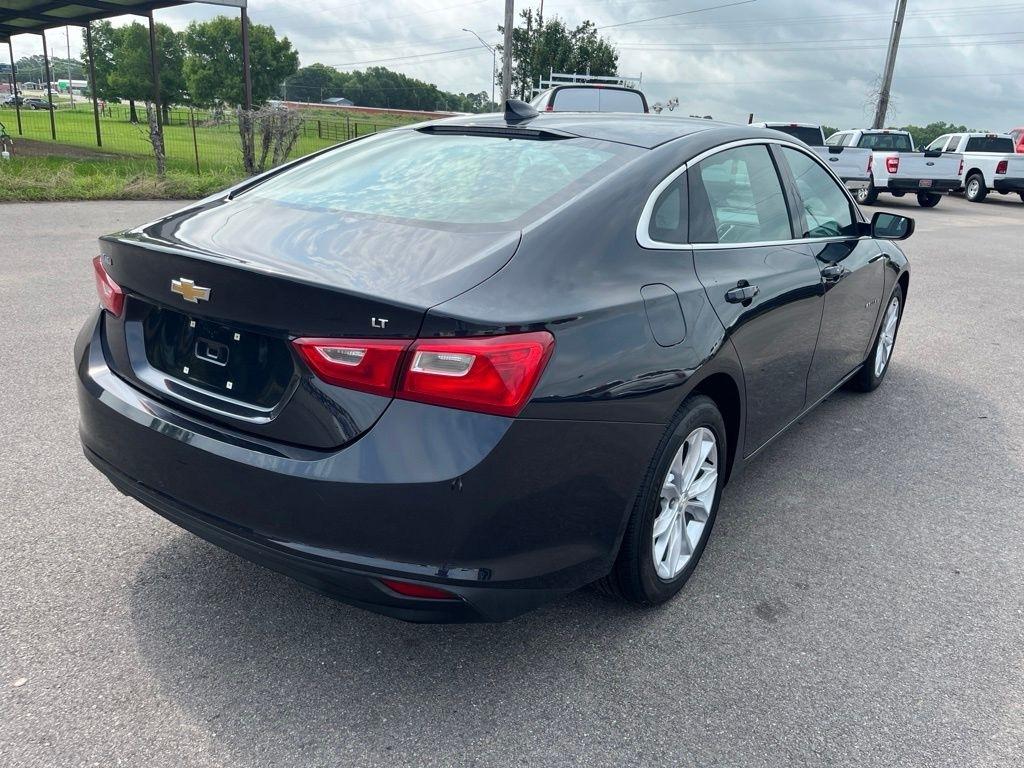Chevrolet Malibu  2023
