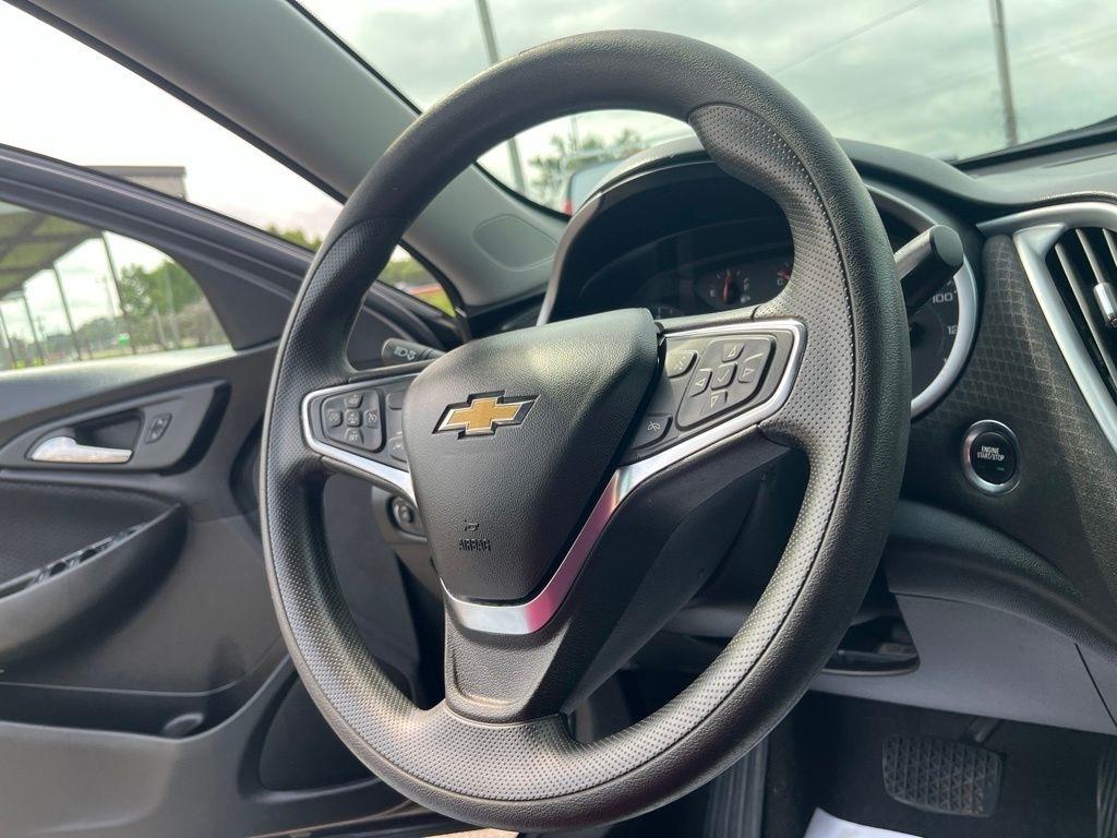 Chevrolet Malibu  2023