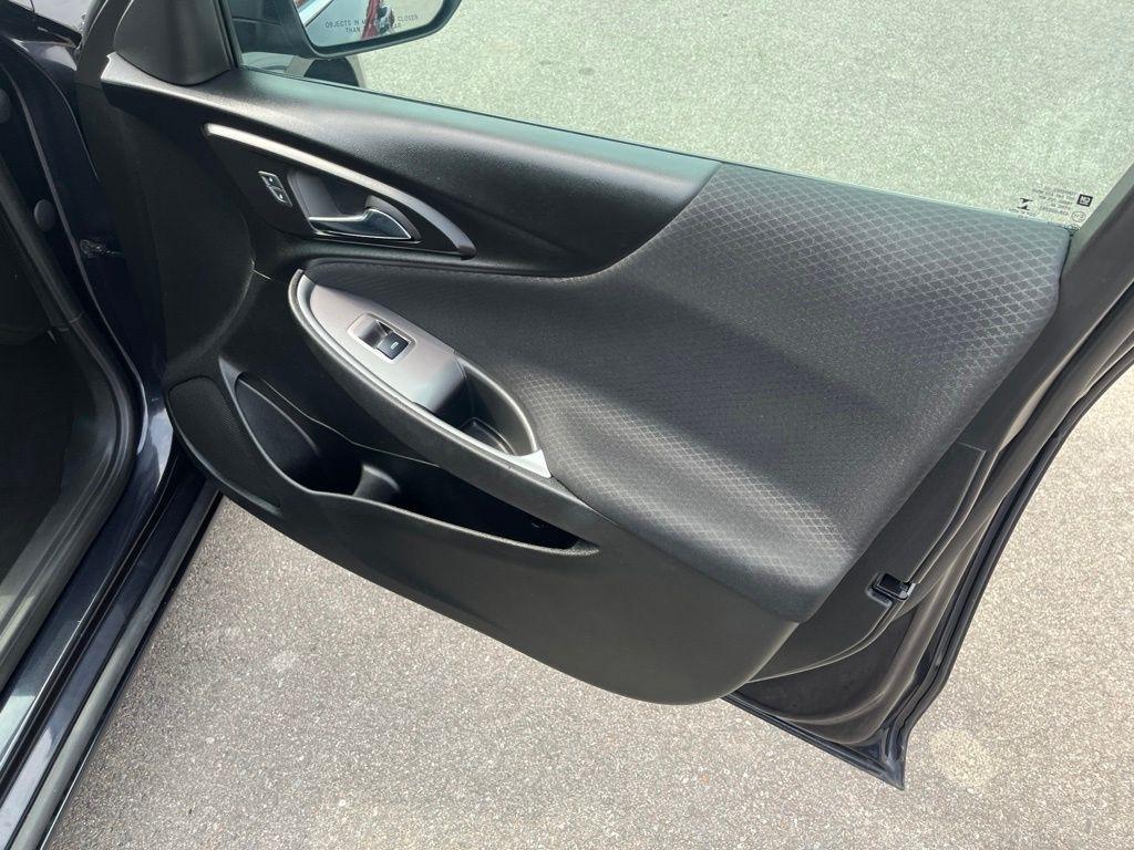 Chevrolet Malibu  2023