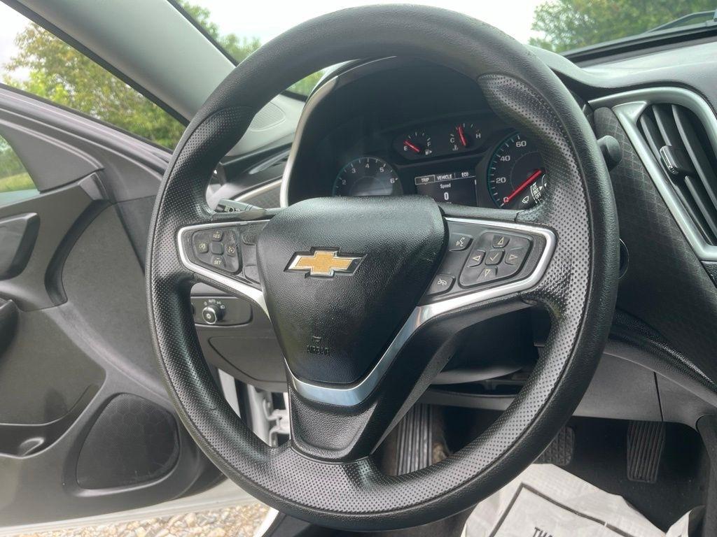 Chevrolet Malibu  2020