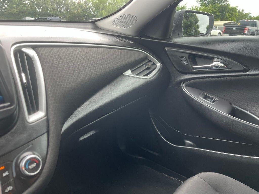 Chevrolet Malibu  2020
