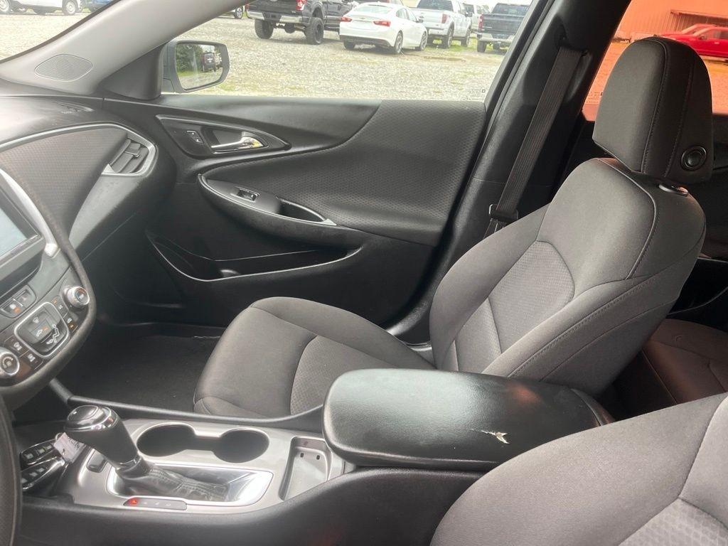 Chevrolet Malibu  2020
