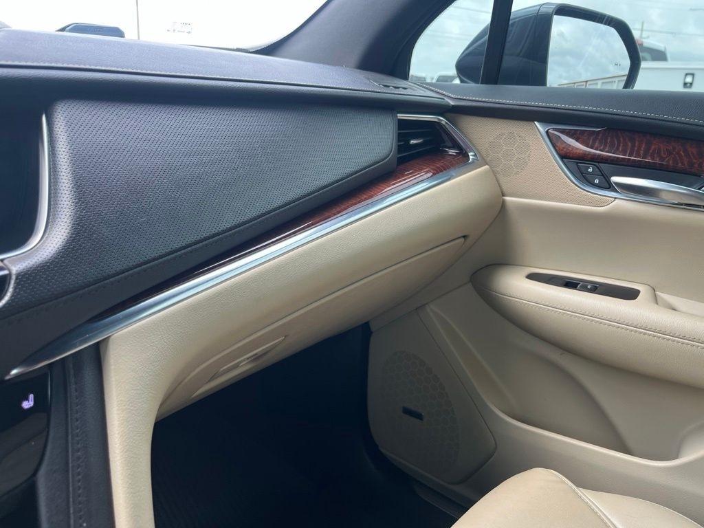 Cadillac XT5  2019