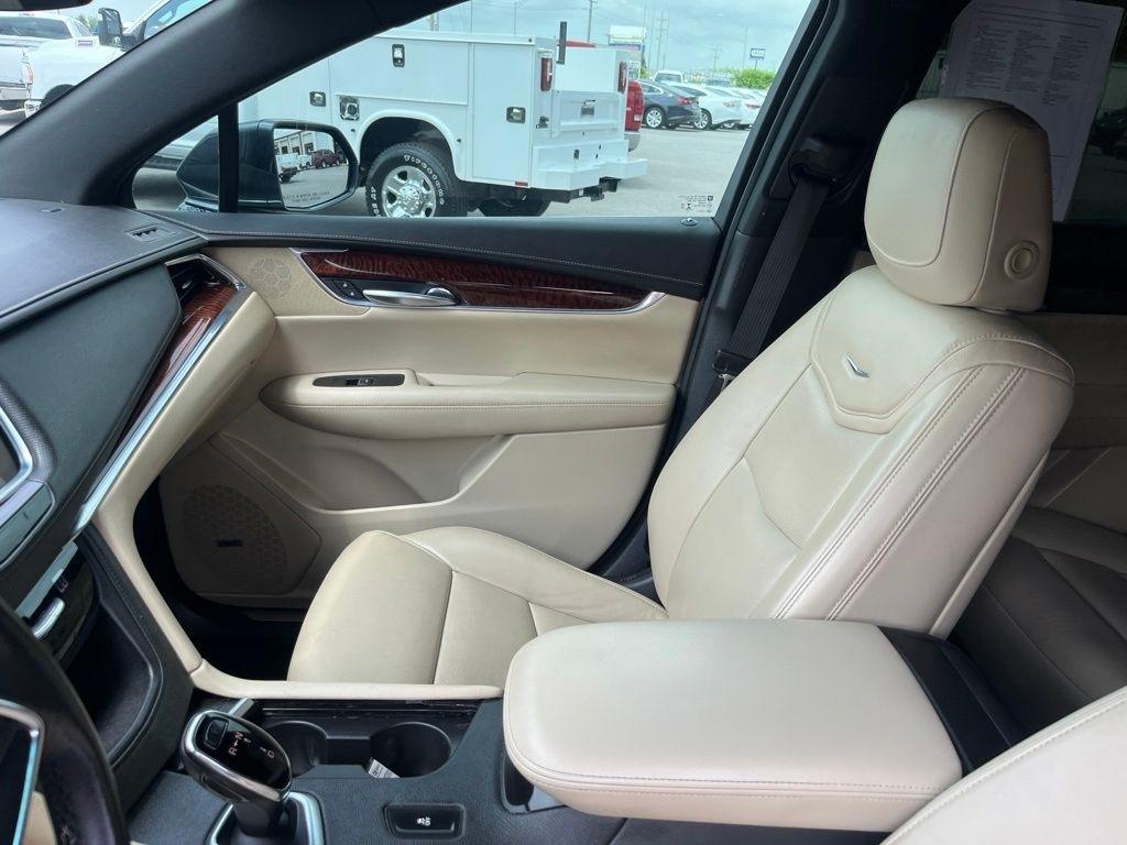 Cadillac XT5  2019