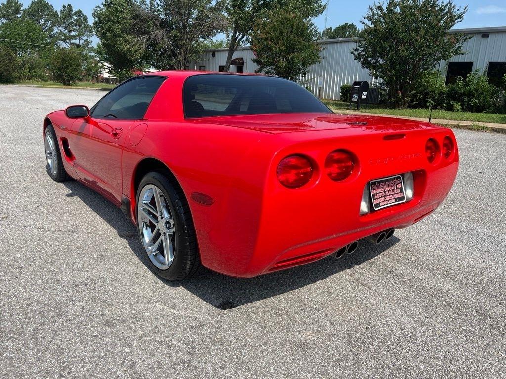 Chevrolet Corvette  2002
