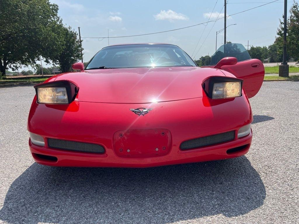 Chevrolet Corvette  2002