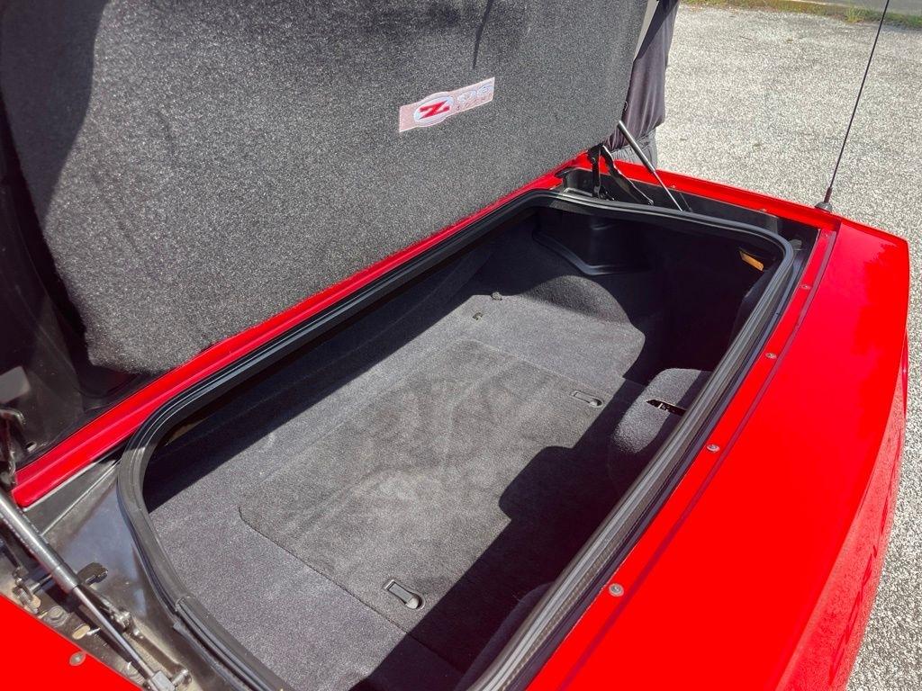 Chevrolet Corvette  2002