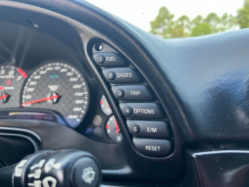 Chevrolet Corvette  2002