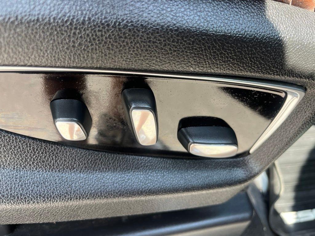 Cadillac Escalade  2018